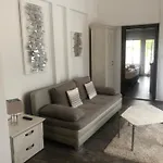 Grey Pearl With Free Ev Ch-station דירה *