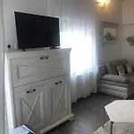 Grey Pearl With Free Ev Ch-station דירה