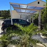 Grey Pearl With Free Ev Ch-station * Valbandon