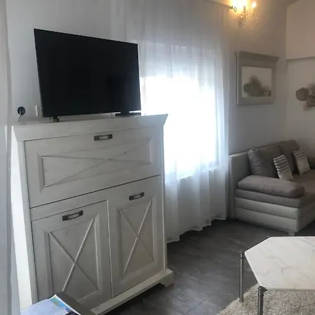 Grey Pearl With Free Ev Ch-station Appartement