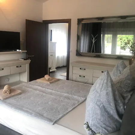 Appartamento Grey Pearl With Free Ev Ch-station Valbandon