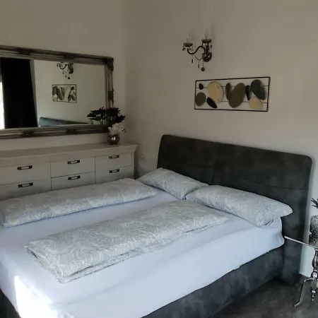 Grey Pearl With Free Ev Ch-station Appartamento