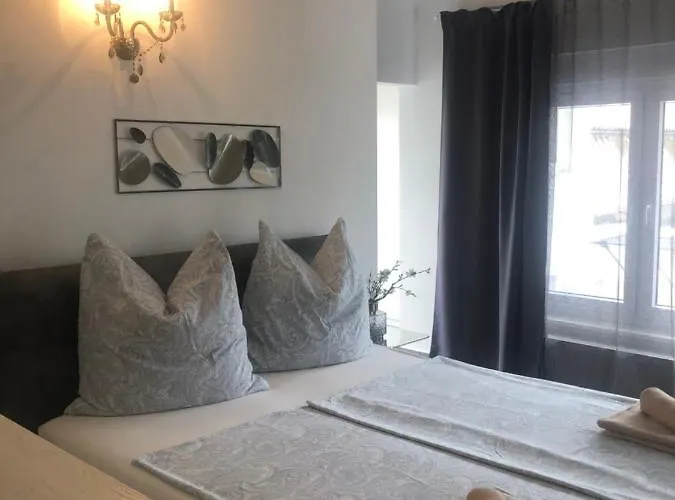 Grey Pearl With Free Ev Ch-station