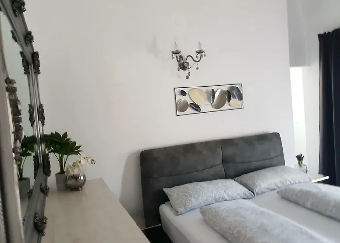 Grey Pearl With Free Ev Ch-station * Valbandon