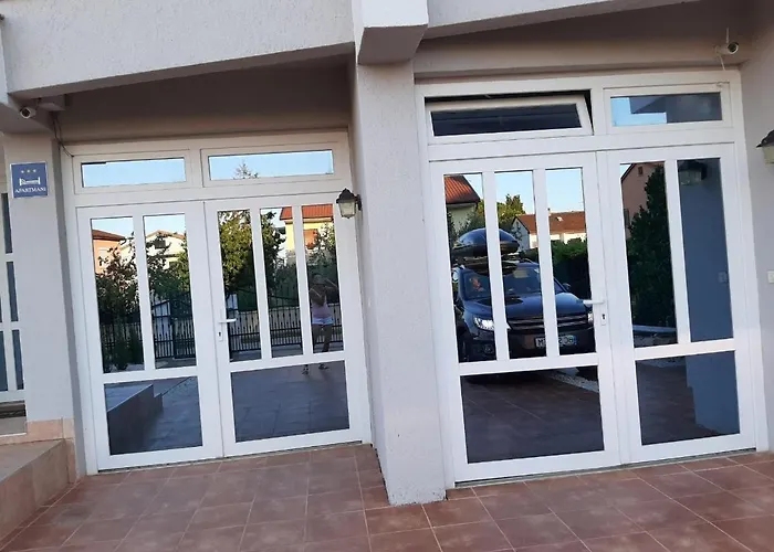 Grey Pearl With Free Ev Ch-station Apartamento